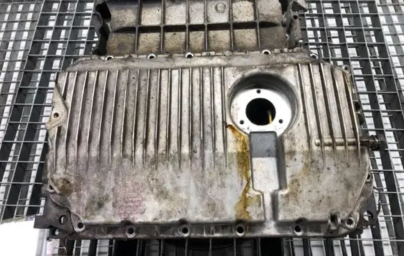Audi A6 S6 C6 4F Oil sump BDW