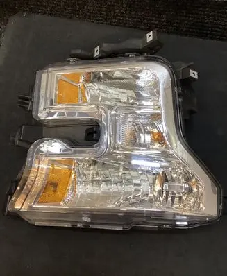 Ford F150 Headlight/headlamp 02221910 209677B