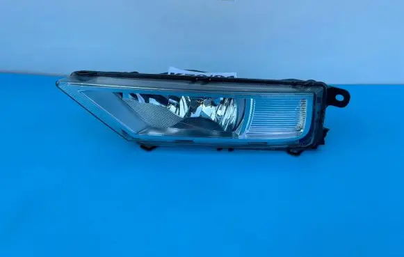 Volkswagen Tiguan Front fog light 5NA941699A