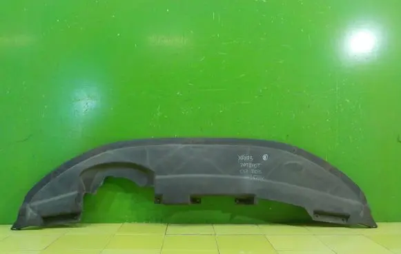 Jeep Patriot Engine splash shield/under tray PRZOD XP173