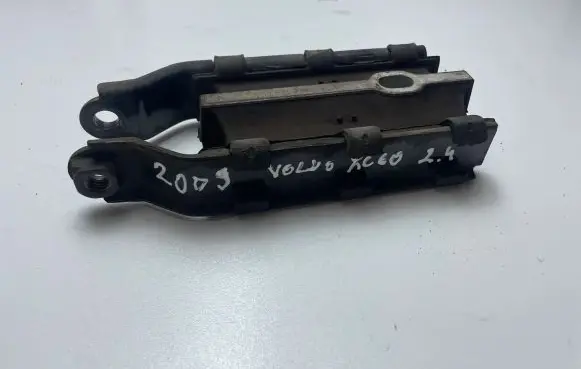 Volvo XC60 Engine mount bracket 31262935 8G9N6P082BA