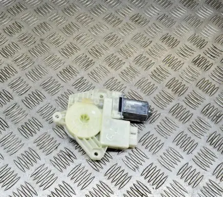 Volkswagen ID.3 Rear door window regulator motor A67805112 5Q4959812F