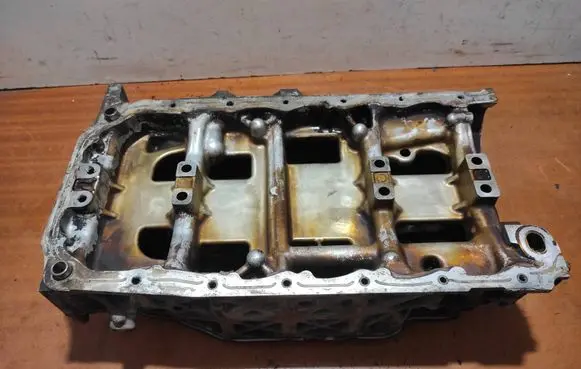 Mazda 6 Oil sump 