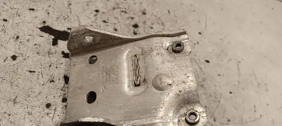 BMW 5 F10 F11 Radiator mount bracket 718651409