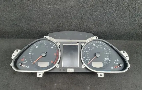 Audi Q7 4L Speedometer (instrument cluster) 4L0920980T 4L0920983H