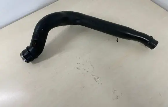 Intercooler hose/pipe