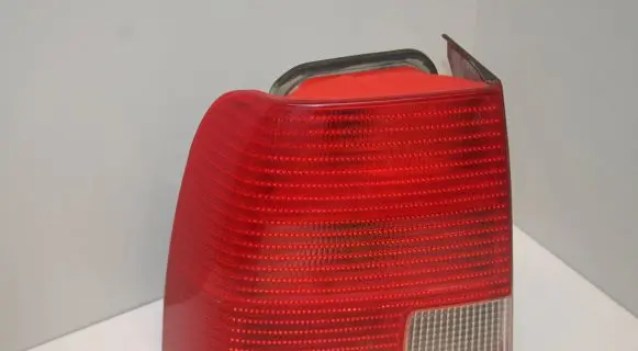 Volkswagen PASSAT B5.5 Rear/tail lights 3b5945257