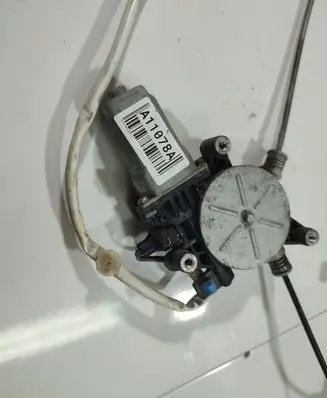 Honda Jazz Front door window regulator motor 