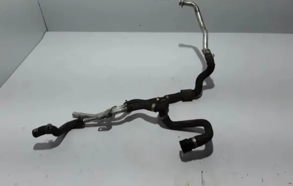 Volkswagen Touareg III Engine coolant pipe/hose 4M0819927C