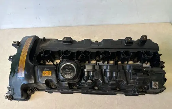 BMW 3 E90 E91 Rocker cam cover 7565284