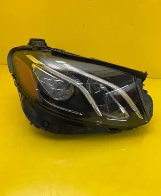 Mercedes-Benz E W213 Headlight/headlamp A2139069208