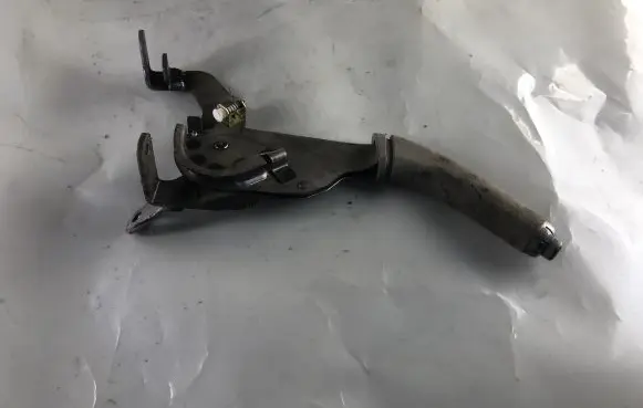KIA Sorento Handbrake/parking brake lever assembly