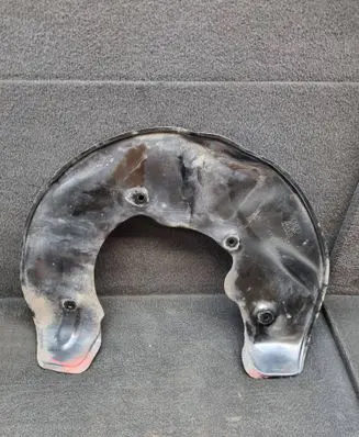 Audi A6 C7 Front brake disc dust cover plate 4H0615312C