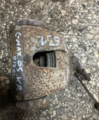 Ford Focus C-MAX Front brake caliper