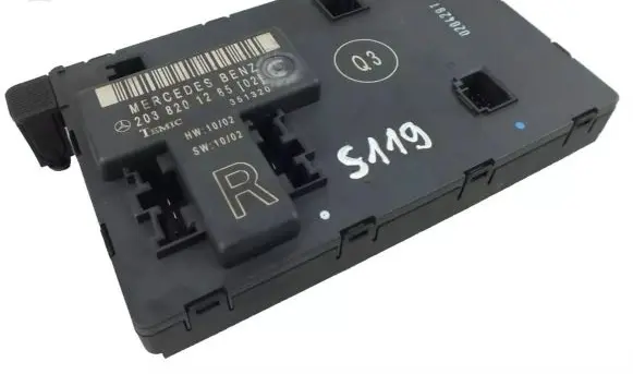 Mercedes-Benz C W203 Door control unit/module A2038201285