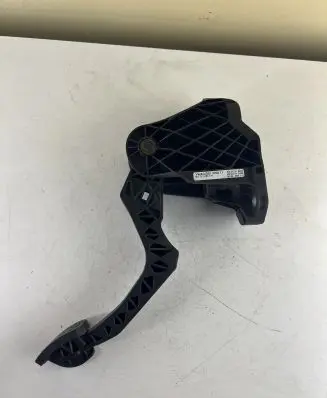 Seat Altea XL Clutch pedal 1K1721059CH