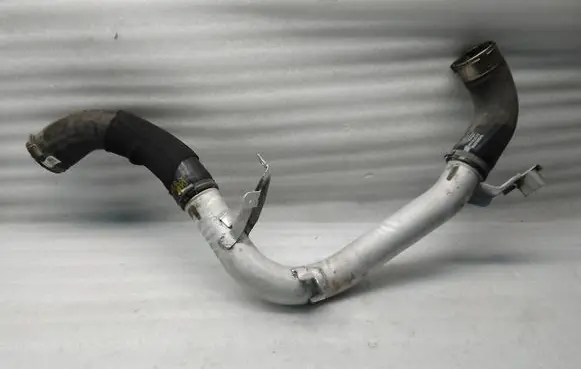 Volvo XC60 Intercooler hose/pipe 31370288