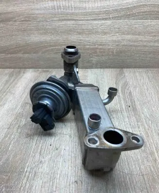 BMW 3 E90 E91 EGR valve cooler 730065304