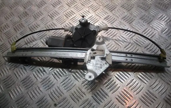 Nissan Primera Front door electric window regulator 400601