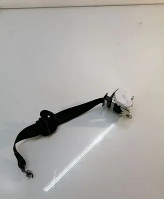 BMW 1 F20 F21 Front seatbelt 33052214