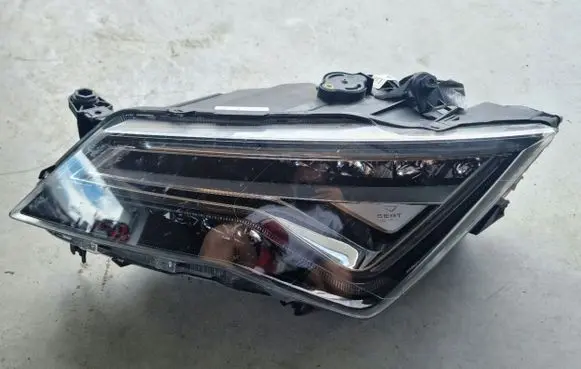 Seat Ateca Headlights/headlamps set 
