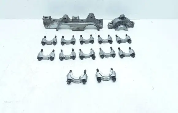 Volvo V70 Camshaft holder 
