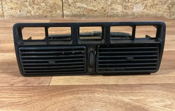 Volkswagen Golf IV Dash center air vent grill 1J0819728C 1J0819736C