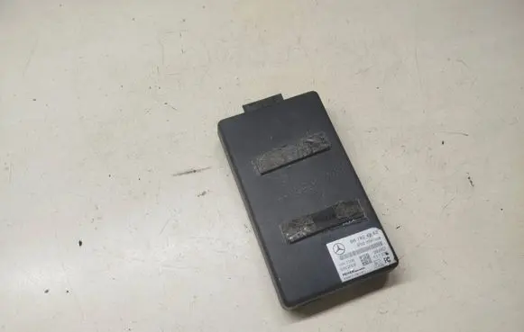 Mercedes-Benz GL X164 Phone control unit/module b67824252