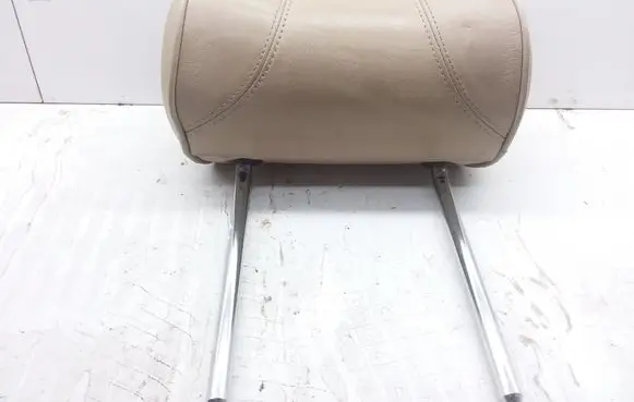 Jaguar XJ X308 Rear seat headrest 