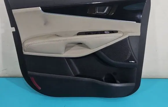 KIA Sorento Front door card panel trim IMPRK1503474