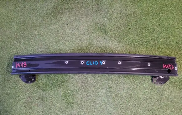 Renault Clio V Front bumper support beam 