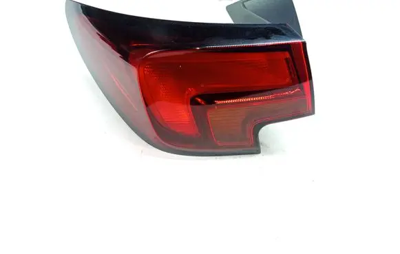 Opel Astra K Rear/tail lights 39015943