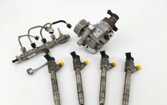 Peugeot 3008 II Fuel injector 0445110955 0445010761