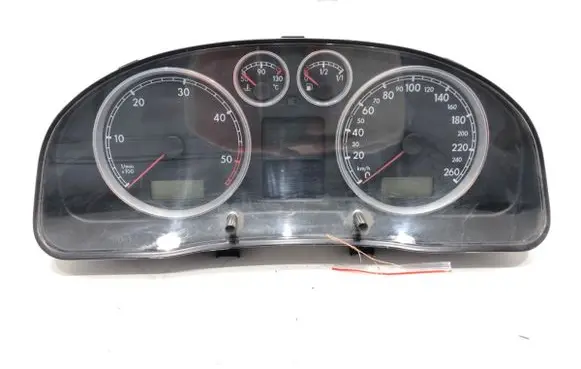 Speedometer (instrument cluster)