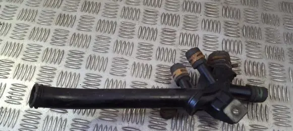 Renault Megane II Engine coolant pipe/hose 8200089768