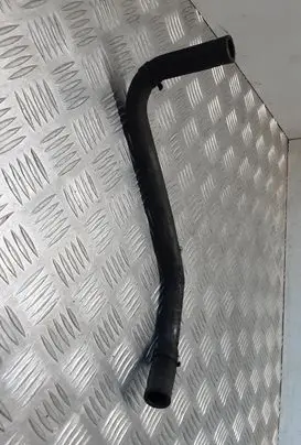 Volkswagen Touareg I Engine coolant pipe/hose
