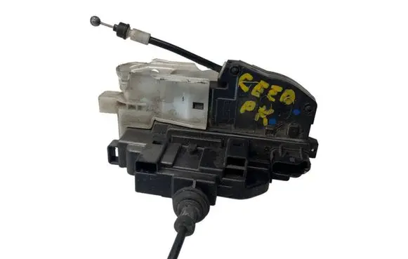 KIA Ceed Front door lock