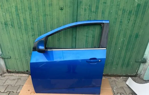 Chevrolet Aveo Front door
