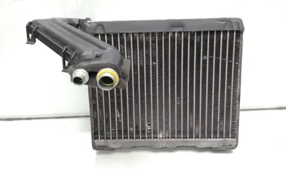 Air conditioning (A/C) radiator (interior)