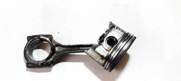 Honda Accord Piston with connecting rod poe24 p45