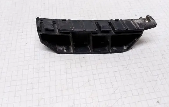 Honda Jazz Fender mounting bracket