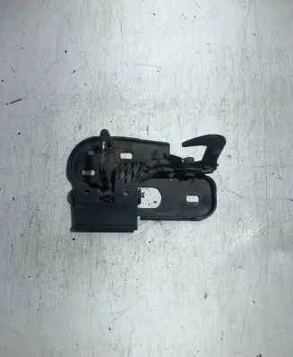 Volkswagen PASSAT B6 Engine bonnet/hood lock/latch loop/hook 3C0823480