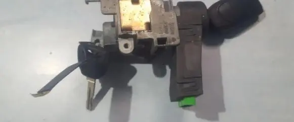 Volvo S60 Ignition lock 8626324 16184