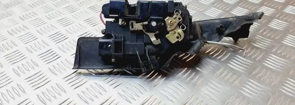 Audi A4 S4 B6 8E 8H Front door lock 8E0837349