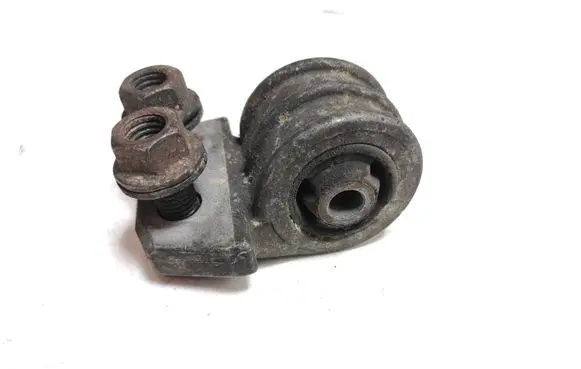 Volvo S60 Engine mount bracket 9445335