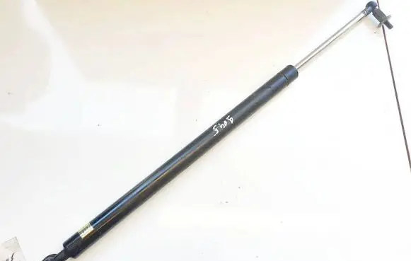 Mitsubishi Grandis Tailgate/trunk strut/damper