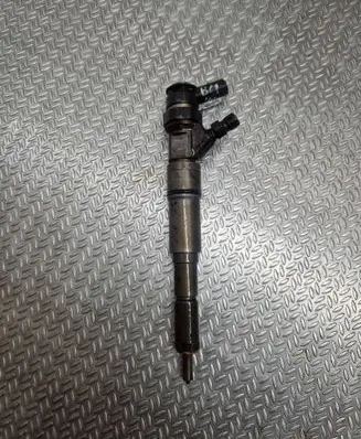 BMW X5 E53 Fuel injector 7789661