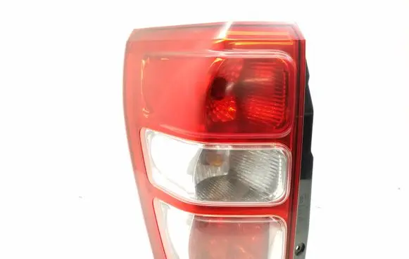 Suzuki Grand Vitara II Rear/tail lights KOITO22059079