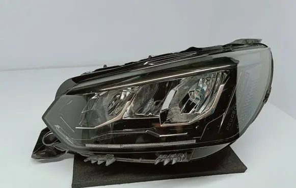 Peugeot 208 II Headlight/headlamp 9855524680 L1788 LA92761