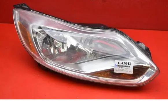 Ford Focus Headlight/headlamp BM51-13W029-E